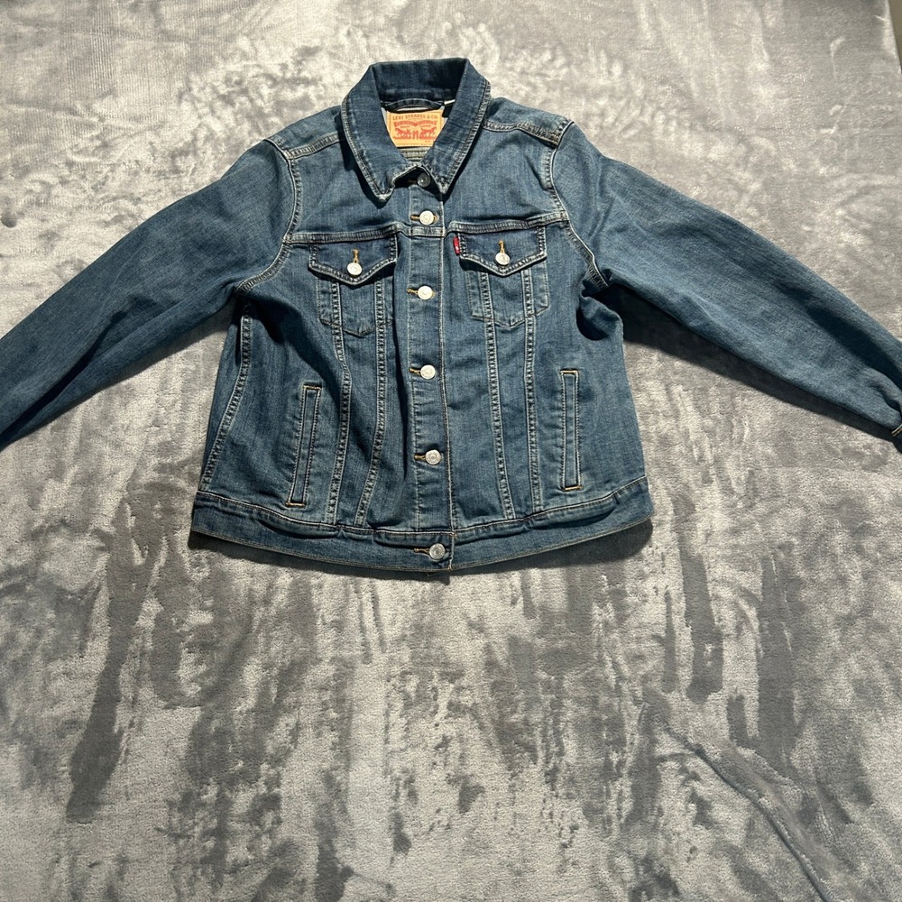 Levis Trucker Jacket Womens XL Blue Denim Regular Fit Stretch Red Tab Logo